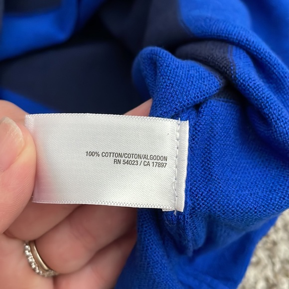 NWT Woman’s Old Navy Sweater Size L - Picture 3 of 4